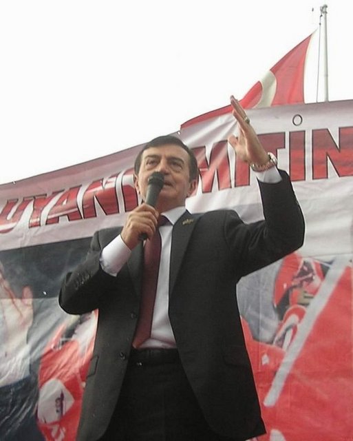 Hak ve Eşitlik Partisi lideri Osman Pamukoğlu