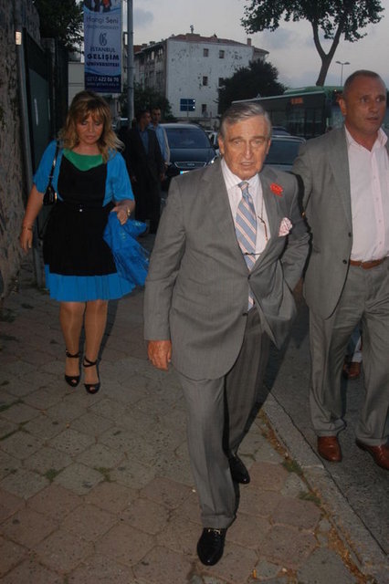 RAHMİ KOÇ
