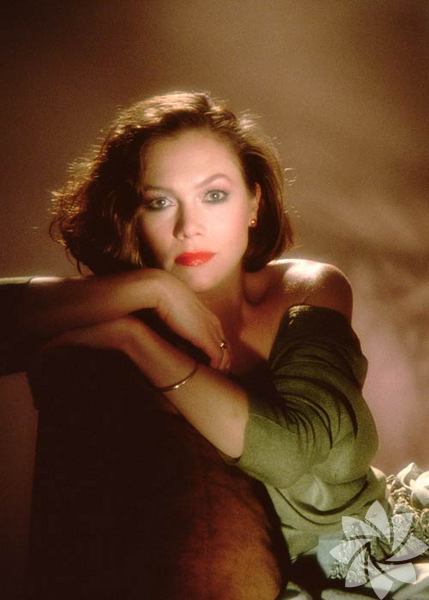 Kathleen Turner