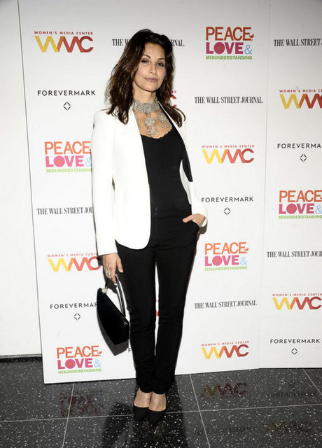 GINA GERSHON