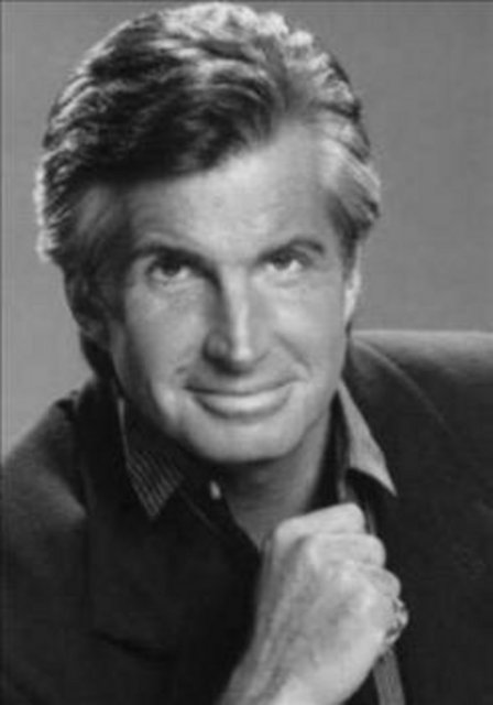 Çocukken tacize uğradığı yolundaki iddiaları da gülerek yalanlayan Hamilton " Ben bunu anormal bir durum olarak görmüyordum. Benim bakış açıma göre bu çılgınca bir davranış değildi" diye konuştu.