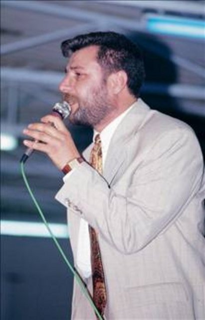 AZER BÜLBÜL -  - Şarkıcı Azer Bülbül de bir zamanlar uyuşturucunun pençesindeydi. Hatta komaya girmişti. Ancak Bülbül, tedavi gördükten sonra yaptığı açıklamada "Uyuşturucuya tövbe ettim" dedi.