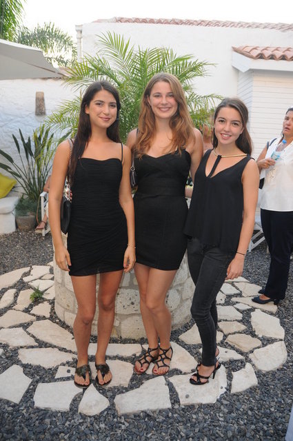 GİZEM GÜREL, MELİS BOROVALI, DENİZ KAYHAN