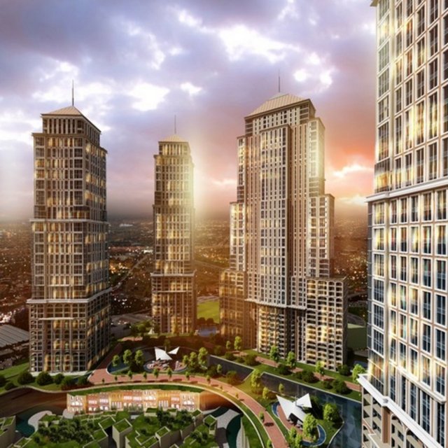 VIA PORT VENEZIA MİMAR Murat Yılmaz Venedik'te yaşamak ister misiniz? İstanbul'a Venedik esintisi getirecek olan VIA/PORT Venezia, Gaziosmanpaşa'da yükseliyor. Toplam 2 bin 300 daireden oluşan proje, 82 bin metrekarelik alan üzerine kuruluyor. 5 kule, 200 mağazalı açık hava alışveriş merkezi ve 50 bin metrekarelik alana sahip modern ofis etaplarından oluşan VIA/PORT Venezia'da tıpkı Venedik'te olduğu gibi yürüyüş yolları, su kanalları, büyük meydanlar inşa ediliyor. Genişliği 12 metreolan su kanallarında gondollarla gezintilerin yapılabileceği, meydanlarında Venedik karnavallarının düzenleneceği VIA/PORT Venezia'dan konut sahibi olanlar, tüm bu güzelliklerin yanı sıra açık ve kapalı yüzme havuzları, fitness salonu, buhar odası, sauna, oyun sahaları, çocuk parkları gibi tüm sosyal imkânlardan da faydalanabilecek. Hem yatırım hem de oturum amaçlı ilginin yoğun olduğu projede fiyatlar 195 bin TL'den başlıyor, 60 aya kadar yüzde 0,84 faiz oranı uygulanıyor. İL-İLÇE: İstanbul Gaziosmanpaşa İNŞAAT FİRMASI: Bayraktar&Gürsoy TESLİM TARİHİ: KASIM 2014 Tel: 444 88 42