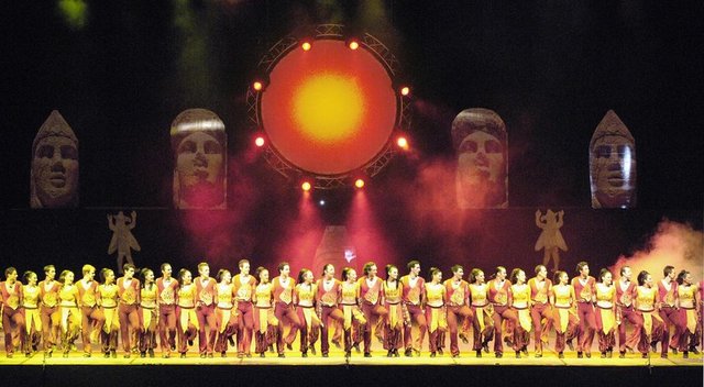24 Ağustos Cuma, Antalya Gloria Aspendos Arena'da; saat 21.15'te, Anadolu Ateşi. Giriş: 90 TL. Tel: (242 324 75 77)