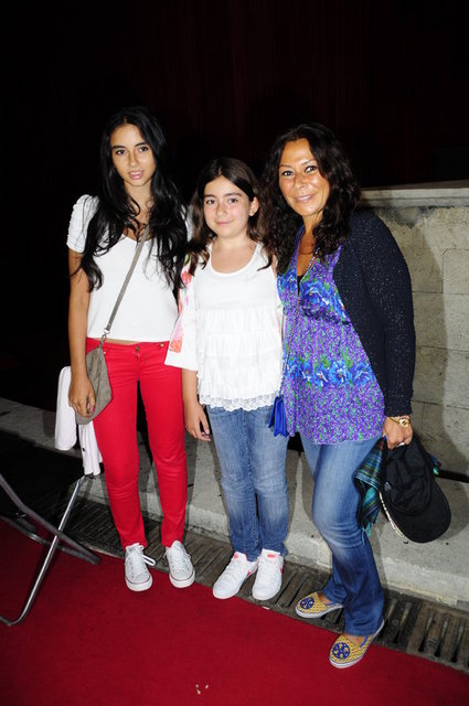 CEYDA DİNÇER, GİZEM, ÇİĞDEM BİLEN