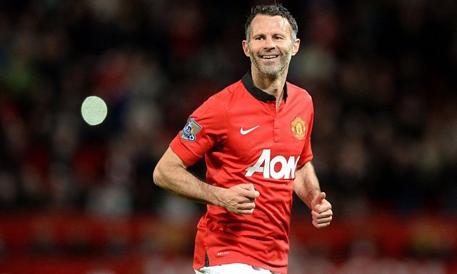Ryan Giggs'in üçüncü kez eşini aldattığı ortaya çıkması ortalığı karıştırdı. Ryan Giggs'in eşi Stacey'in bu kez Galli futbol adamından boşanacağı konuşuluyor..