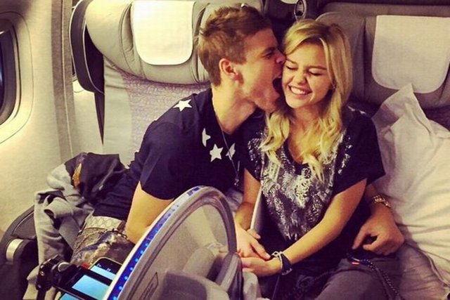 Kokorin'in sevgilisinin olaya nasıl tepki vereceği ülke basınında merak konusu oldu.