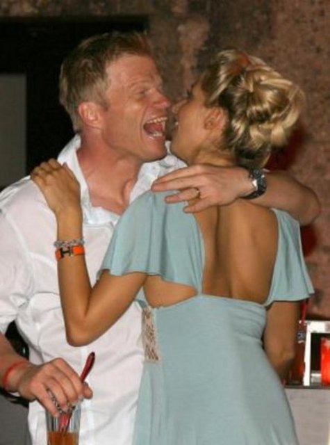 Tabloid gazeteler Keth'i "çatallanmış parti pilici" olarak anmaya başlarken bugün Bayern'de başkanlık görevini yürüten Uli Hoeness, skandalı ilk duyduğunda kusmak istediğini açıklamıştı.