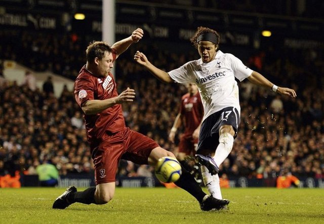 Bir dönem G.Saray'da da forma giyen Meksikalı yıldız Giovanni Dos Santos, Tottenham'dan Mallorca'ya transfer oldu. -