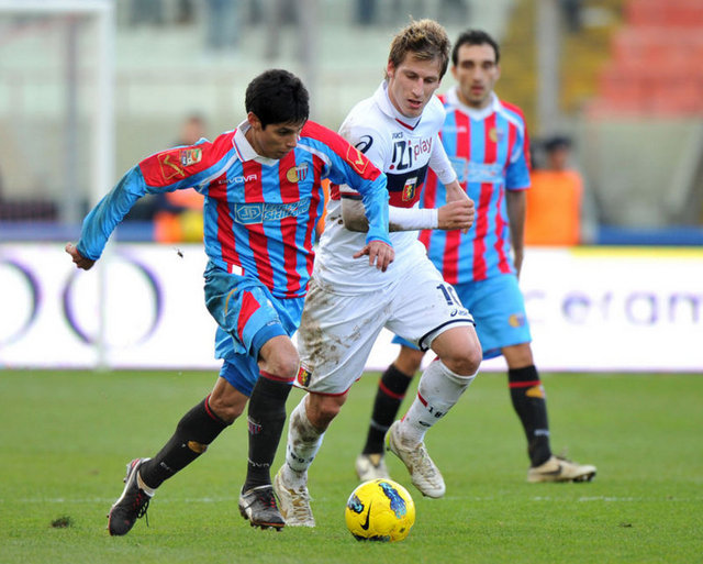 İtalya Seria ekiplerinden Torino Genoa'nın Sloven futbolcusu Valter Birsa'yı kadrosuna kattı.