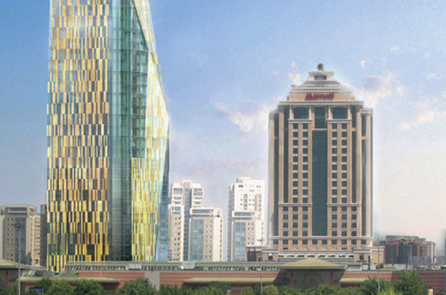 13 bin 810 metrekarelik arsa - üzerindeki Rönesans Tower - projesi A plus ofis projesi olarak - tasarlanıyor. Marriott Hotel'in - yanındaki arazide geliştirilecek - olan proje, E-5 Otoyolu ve - E-5/TEM bağlantı yollarının - kesiştiği stratejik bir noktada - yer alıyor. TEM bağlantı - yolundan yüksek görünürlüğe - sahip kuleden oluşacak - projenin yüksekliğinin 140 - metreyi bulacağı söyleniyor