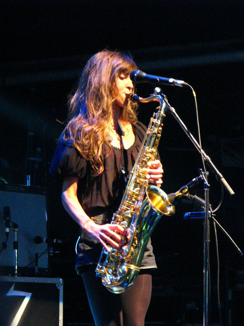 The Zutons  / "Who Killed The Zutons" -