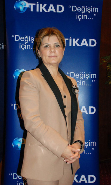 NİLÜFER BULUT