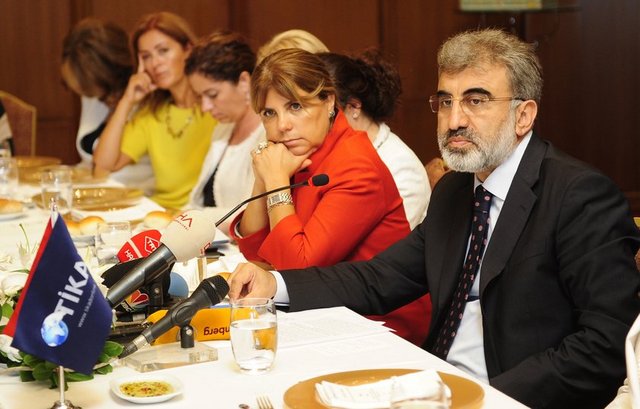 TANER YILDIZ, NİLÜFER BULUT