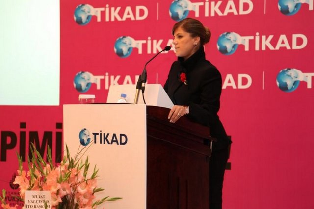 NİLÜFER BULUT