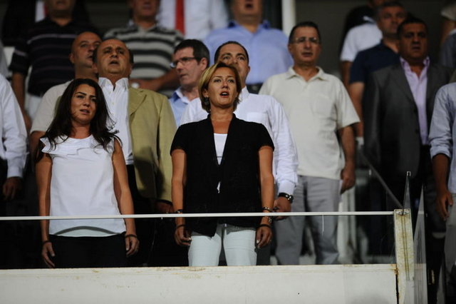 REVNA DEMİRÖREN