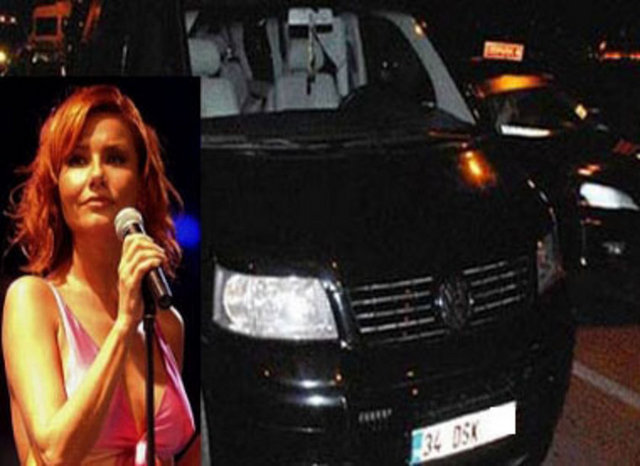 Deniz Seki adını ve soy isminin harflerini taşıyan özel yapım minibüsü sattı.