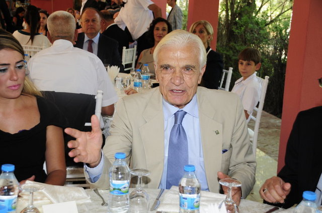 ÖZBEK SARAN