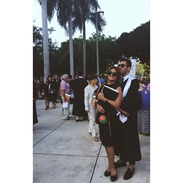 Zafer AKBAŞ / HT MAGAZİN ÖZEL HABER  Miami Üniversitesi'nden geçen hafta mezun olan Engincan Ural, emlakçılığa soyundu.