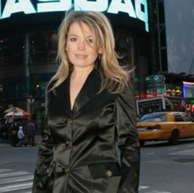 11-Julie Smolyansky-CEO-Lifeway Foods -