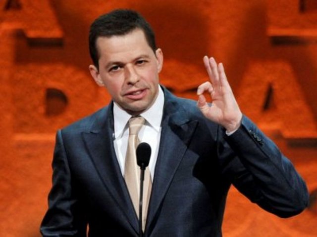 20.Two and a Half Men dizisinin yakışıklısı Jon Cryer, bölüm başına aldığı 600 bin dolarla en çok kazanan aktörler arasında. Yıllık kazancı ise 12 milyon dolar.