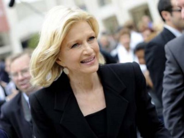 19.ABC'nin anahaber sunucusu Diane Sawyer'ın kazancı 12 milyon dolar.