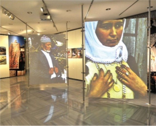 Koç Üniversitesi Anadolu Medeniyetleri Araştırma Merkezi'nde; 21 Ekim'e kadar "Josephine Powell'ın Objektifinden 20. Yüzyılda Anadolu" başlıklı sergisi görülebilir. Tel: (212 393 60 00)