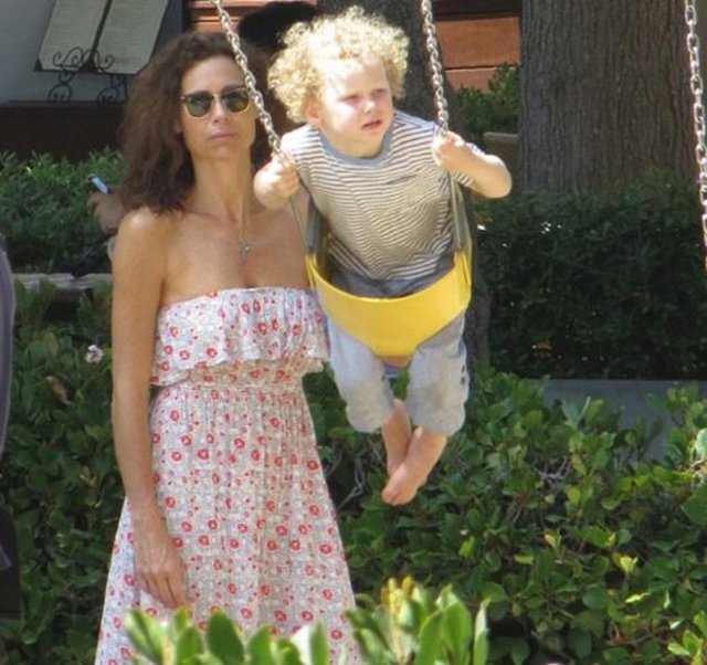 Minnie Driver da oğlu Henry ile felekten bir gün çaldı...