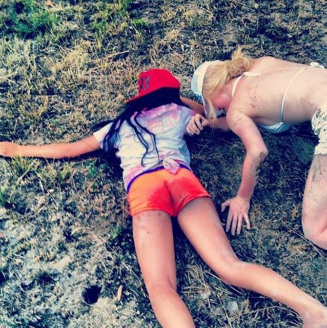 Bu da Ireland'ın tatila anısı. Bu kareyi bir başkası çekmiş.