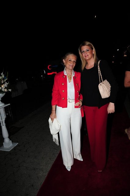 SİBEL SERİN, MELİS YELKENCİ 