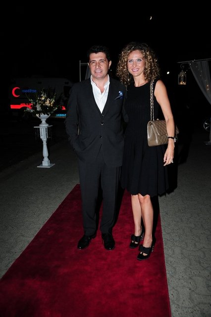 ZİYA - ESRA GÜVENKAYA