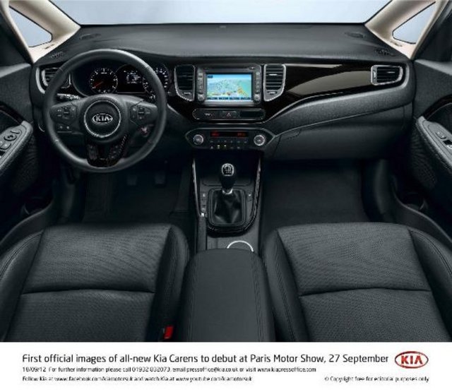 KIA Carens iç