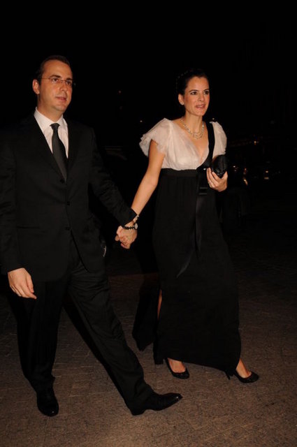 EDVINA SPONZA, MURAT ÖZYEĞİN
