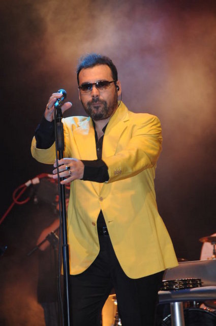 YAŞAR: Biri gelirken biri gidiyor.Büyük usta Neşet Ertaş'ı kaybetmişiz.Allah rahmet eylesin.Mekanı bizlerin kalbidir ve onun cennetidir.