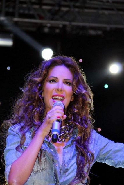 TUĞBA ÖZERK: Neset Ertas'I kaybetmenin derin uzuntusu icindeyiz...