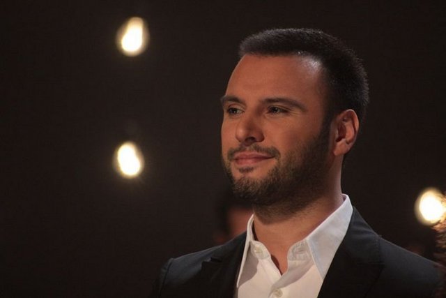 ALİŞAN: - Buyuk usta, Allah Rahmet Eylesin...mekanin cennet olsun..NESET ERTAS...