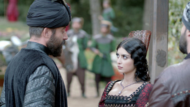 Kanuni onunla uzun bir süre ilgilendi -