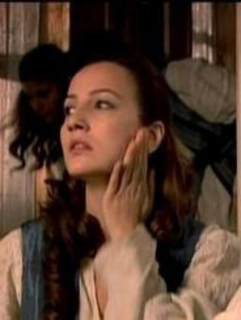 Haremde Alexandra'nın en yakın arkadaşı olmuş,  - o sultan olunca da nedimesi olmuştur.