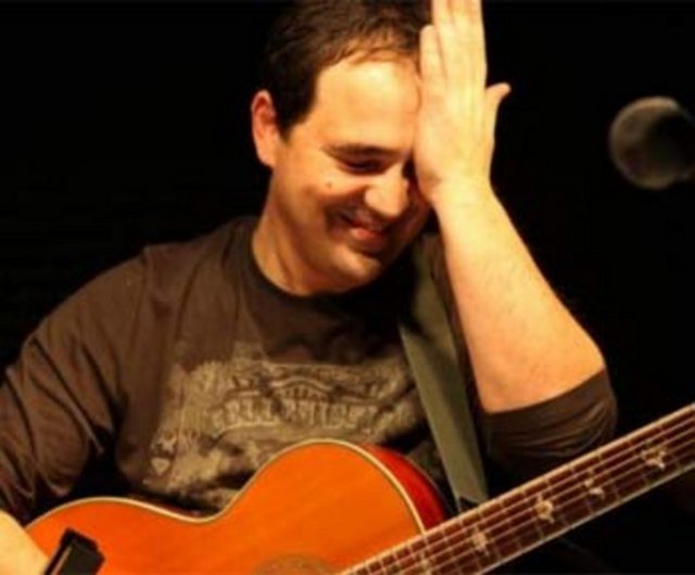 28 Eylül Cuma, Mask Live Music Club'ta; saat 22.00'den sonra Fatih Erdemci. Giriş: 28 TL. Tel: (212 244 12 38)