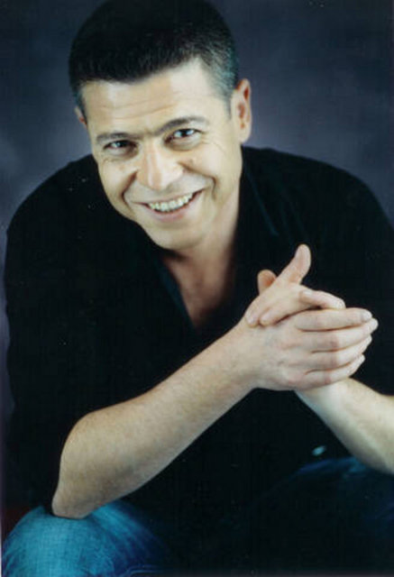 29 Eylül Cumartesi, İstanbul Jolly Joker'de; saat 22.00'den sonra Levent Yüksel. Giriş: 56 TL. Tel: (212 249 07 49)