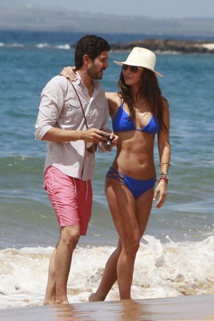 ALEJANDRO GOMEZ, ALI LANDRY
