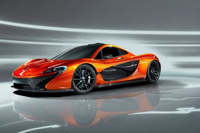 McLaren F1 tüm rekorları kıracak: -  - Merakla beklenen yeni McLaren F1'in tanıtımı yapıldı. Gelecek sene seri üretimine başlanacak olan aracın 3.8 litrelik motoru toplam 800 beygir gücü üretecek. Aracın sıfırdan saatte 100 kilometre hız konusunda rekor kıracağı belirtiliyor.