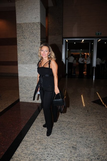 LİNDA KUYUMCUYAN