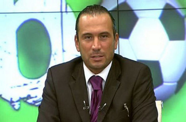 - ERTEM ŞENER - "Liverpool kalemize akın akın geliyor. Yüreğimiz ağzımıza gelmekten, ağzımızda yer kalmadı sevgili seyirciler!.."