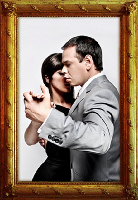 6 Ekim Cumartesi, Renaissance İstanbul Bosphorus Hotel; saat 22.00'de, İstanbul Clasico Dans Gösterisi kapsamında, tango tutkunlarını ağırlayacak. Arjantin Tango'sunun geleneksel stillerinin dünyaca ünlü temsilcileri Fabian Peralta, Josephina Bermudez ve Sebastian Jimenez, Maria Ines Bogado'nun sahne şovları ile tutkunun dansa dönüşeceği bu özel gecede sergilenecek performansların yanı sıra, özel dersler ile katılımcılar Buenos Aires ruhunu yaşayacaklar. Gece saat 03.00'e kadar sürecek olan etkinlik ücreti 40 TL. Tel: (212 340 70 00)