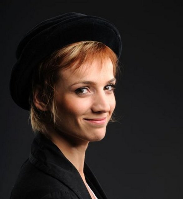 5 Ekim Cuma, Nardis Jazz Club'da; saat 22.30'da, "Sinem Yılmaz & Onur Aymergen Quartet". / Sinem Yılmaz (vo), Onur Aymergen (g), Orhan Deniz (b), Derin Bayhan (d). Giriş: 35 TL. Tel: (212 244 63 27)