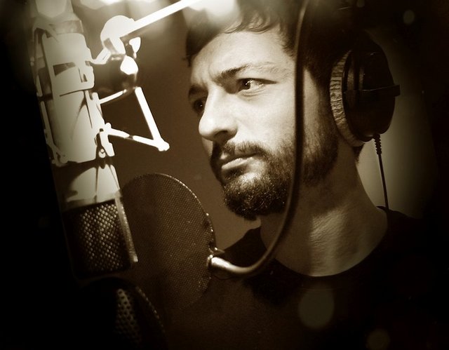 5 Ekim Cuma, Ankara Jolly Joker'de; saat 22.00'den sonra Mehmet Erdem. Giriş: 28 TL. Tel: (312 424 11 11)
