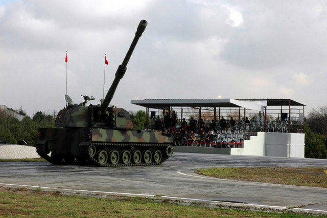 - Obüsün gövde, kule tasarımları ve analizleri modern tasarım programları kullanılarak tamamen bilgisayar ortamında yapıldı.