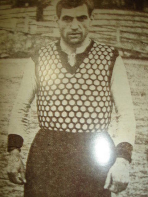 GOLCÜLER Ezeli rekabette en fazla golü Beşiktaş'ın efsane kaptanı Hakkı Yeten attı.